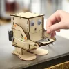Robot Tirelire en Bois